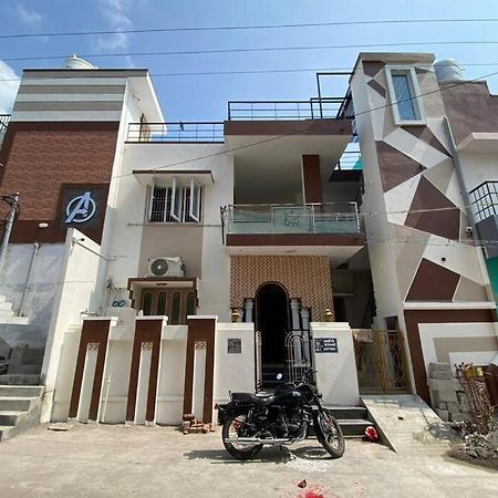 Kr Homestay Tiruvannāmalai Extérieur photo